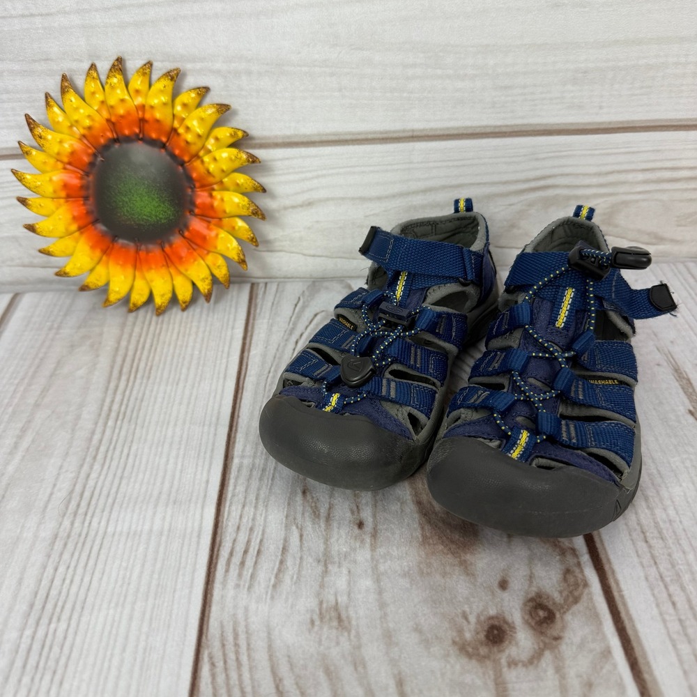 KEEN Newport‎ H2 Water Shoes Kids Size 13